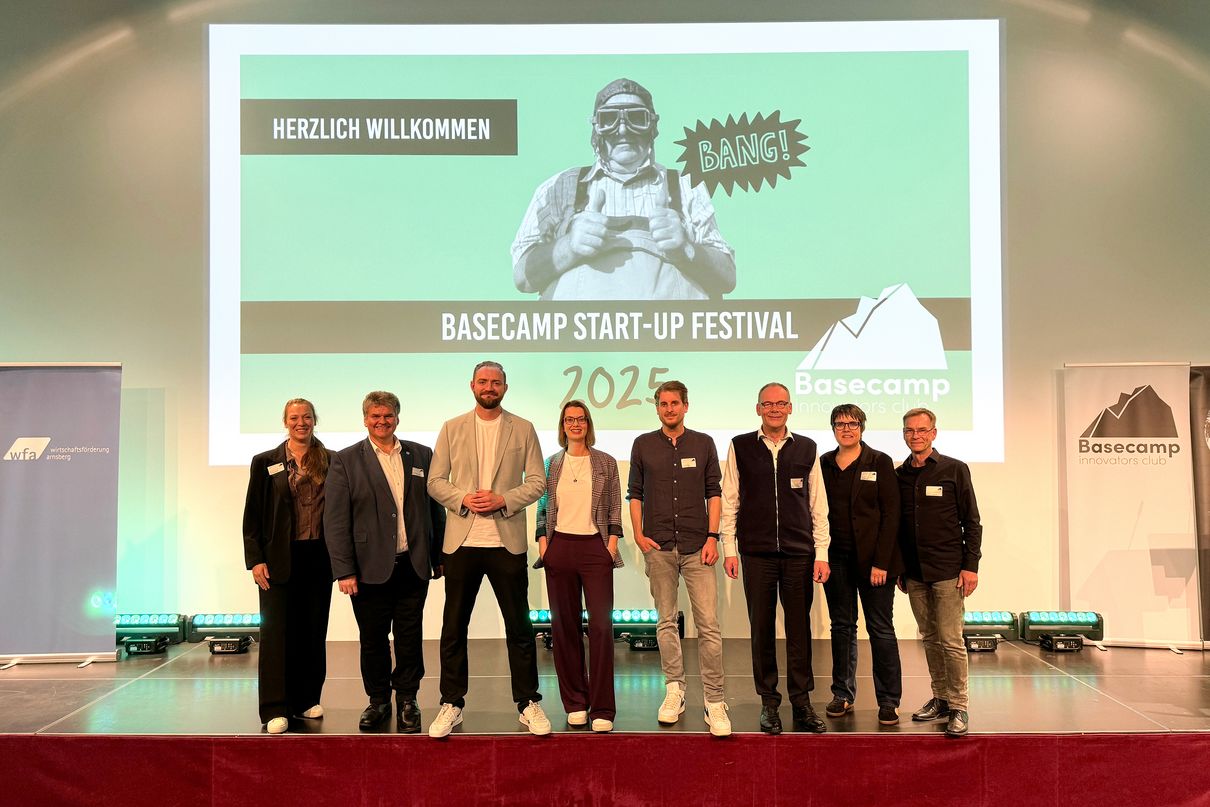 Teilnehmende des Basecamp-Festivals im Kaiserhaus Arnsberg